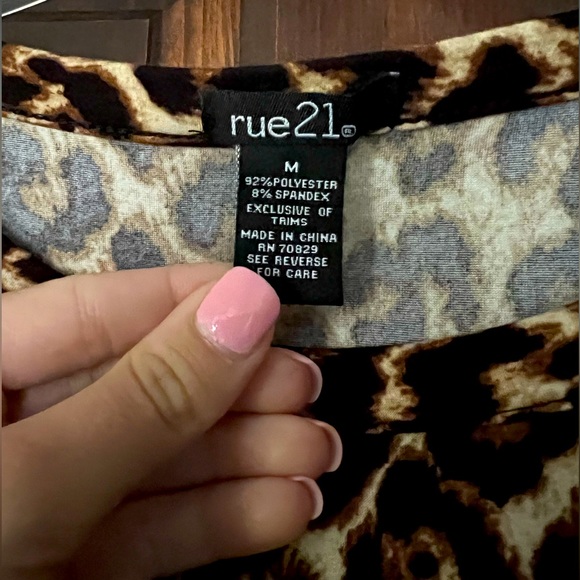 Women’s Leopard Print Dress - Picture 2 of 2